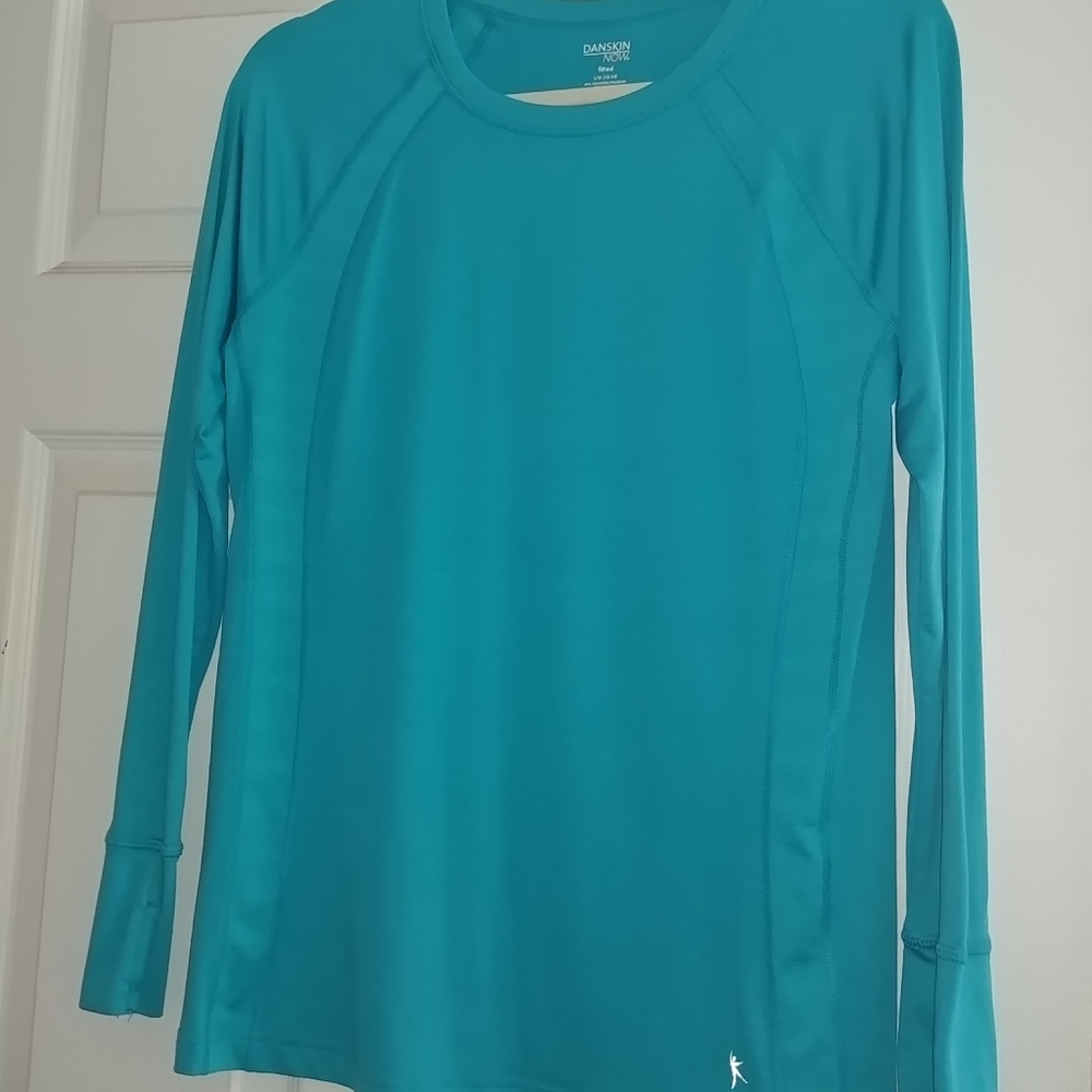 It's for running shirt, long sleeve.